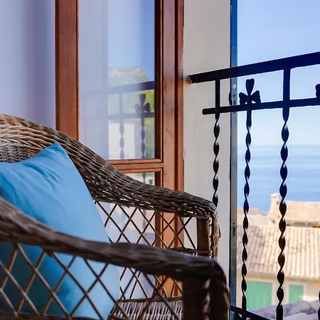 Colom Hotel