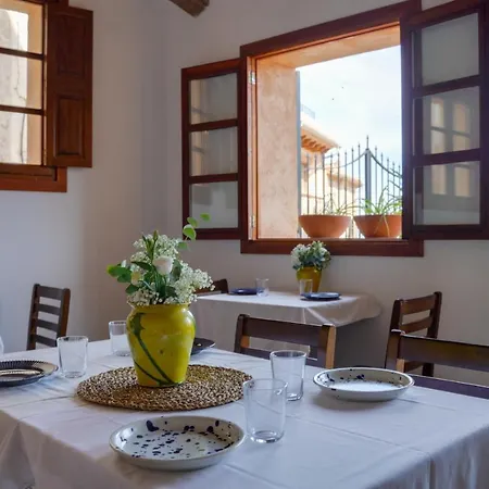 Colom Hotel