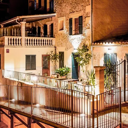 Hotel Colom *